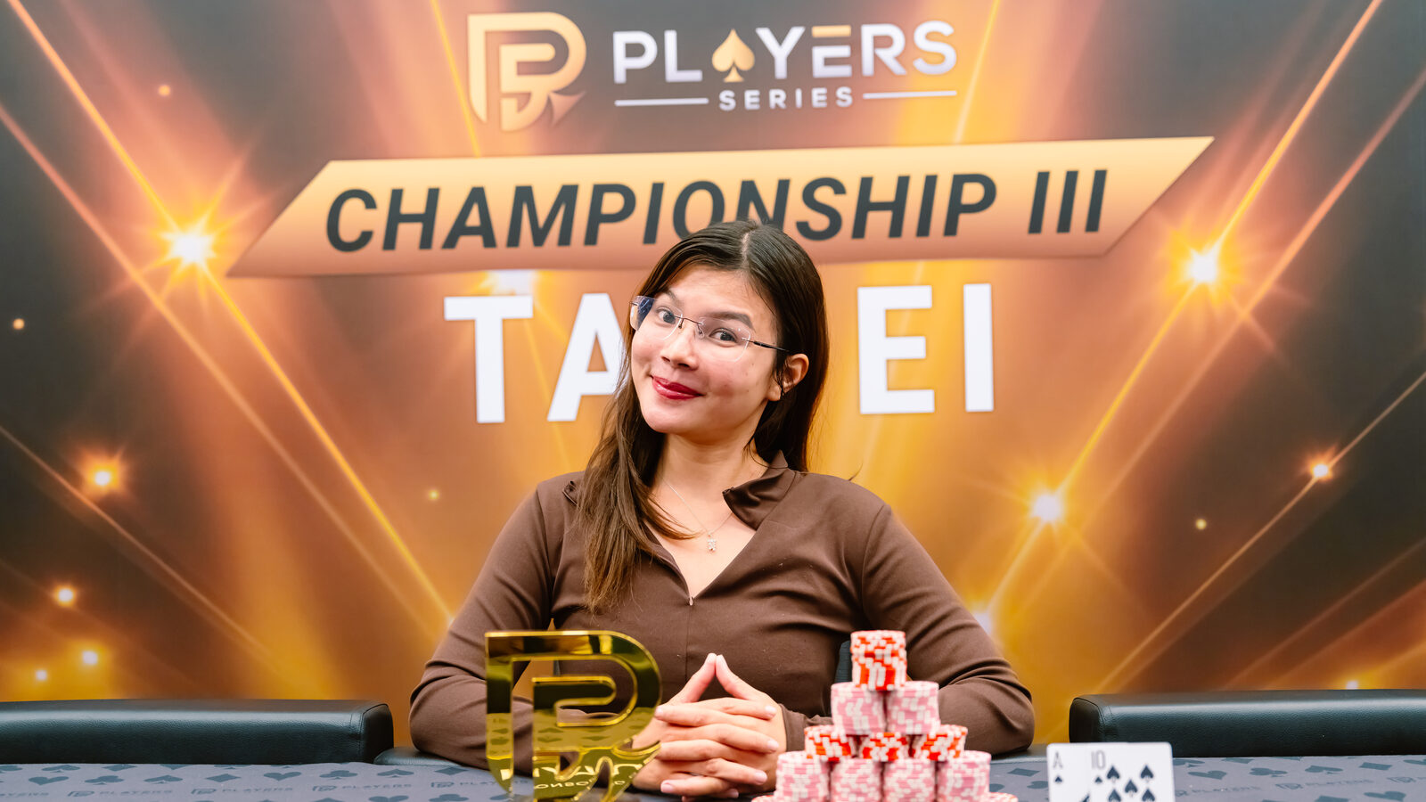 Yotaka Phutiya, champion